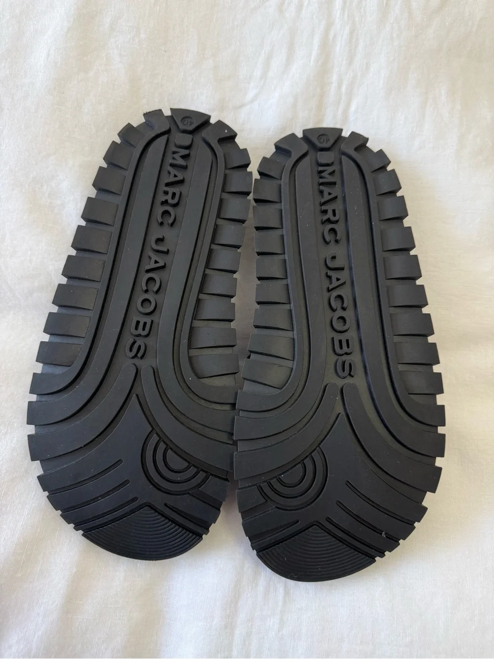 Marc Jacobs | Women’s 10 EU 40 | Black Logo Leather Slide Sandals Slip On | EUC